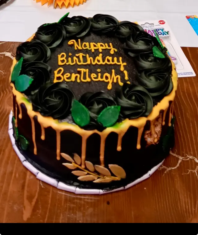 Ms. Piggy's Custom Bake Shoppe — customer photo 3