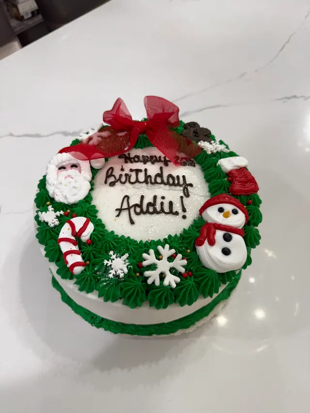 Ms. Piggy's Custom Bake Shoppe — customer photo 4