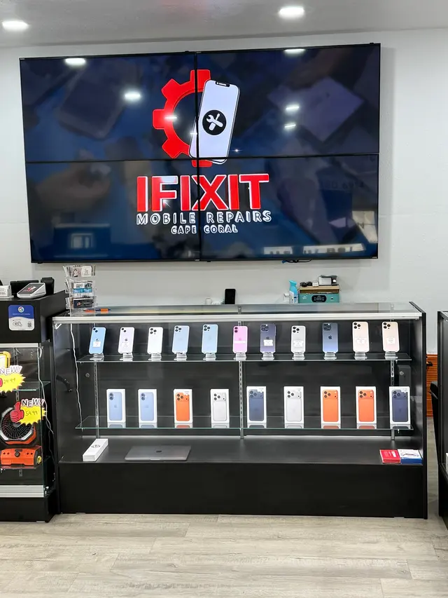 iFixit Mobile Shop - Cape Coral FL — photo from the business 4
