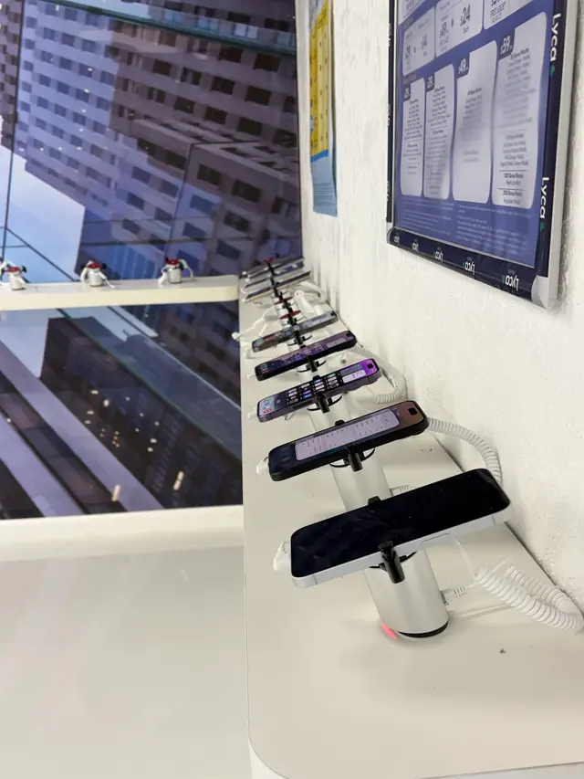 Perfect Phone - Cape Coral — photo from the business 12