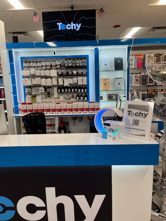 TECHY Naples Marco Island Walmart - Cell Phone & Computer Repair — photo from the business 12