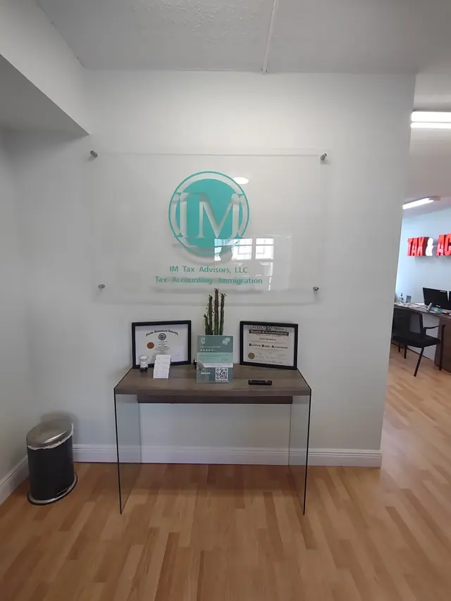 IM Tax Advisors — customer photo 12