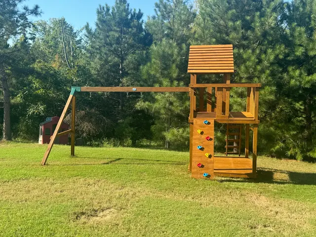 Davids Deck Restoration LLC — photo from the business 4