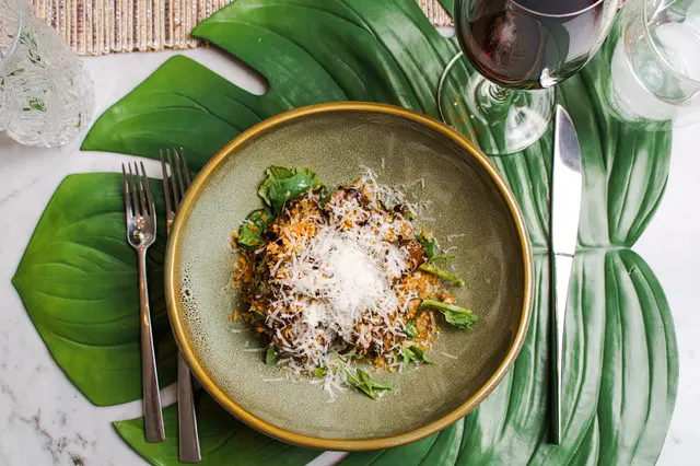 Chef and The Host — photo from the business 10
