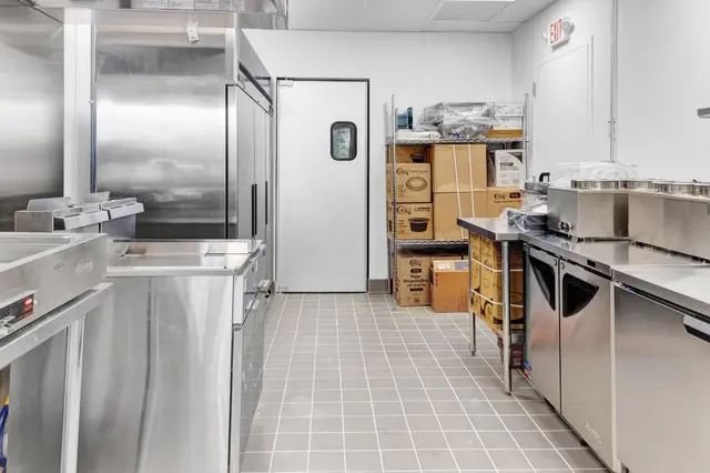 Deon Design Custom Builders. — photo from the business 11