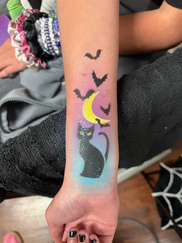 Customer photo of work by Flourish and Dots Party Co., from Amy Gagan's review