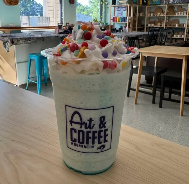 Art Factory & Party Place / Art & Coffee — photo from the business 3