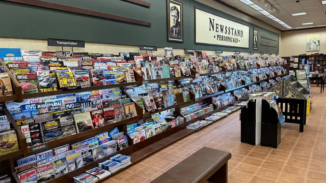 Barnes & Noble — customer photo 10