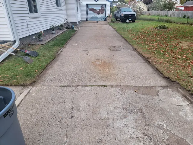 Reisner's Lawn Care LLC — photo from the business 1