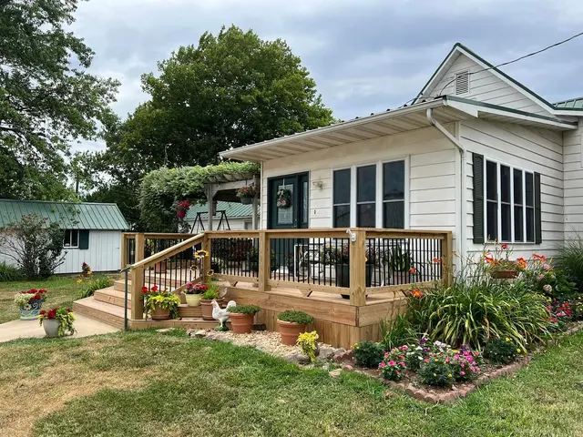 New Look Deck Co — photo from the business 1