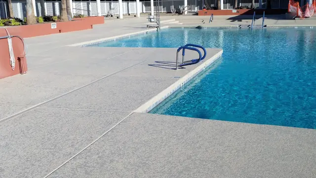 AZ Deck — photo from the business 3