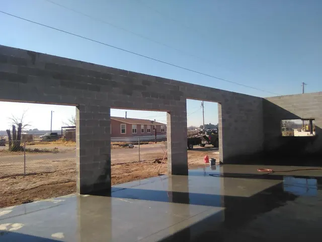E & T Masonry Block Construction — photo from the business 7