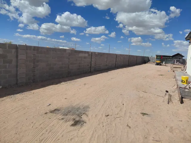 E & T Masonry Block Construction — photo from the business 2