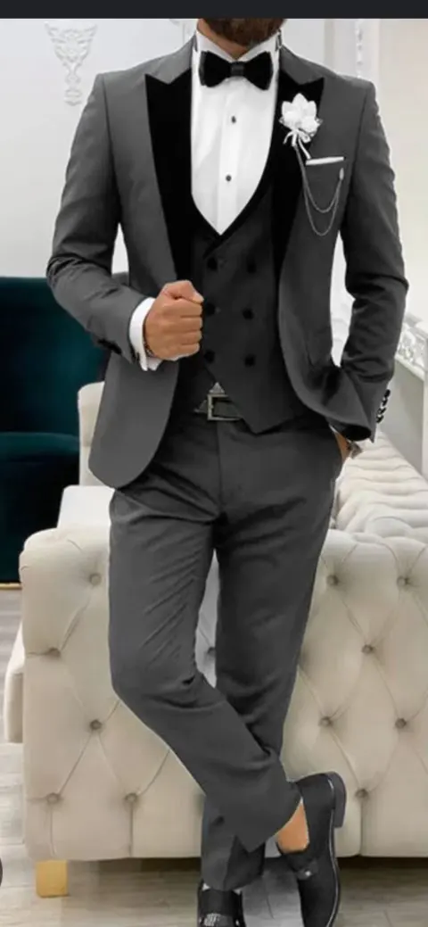 Sam Michael's Menswear Tailoring & Tuxedos — photo from the business 11