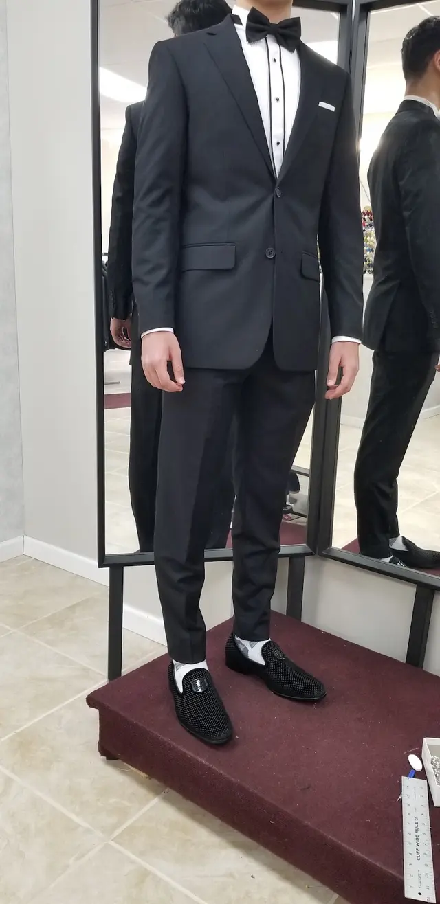 Albaron men's wear& tuxedo rentals & alteration — photo from the business 7