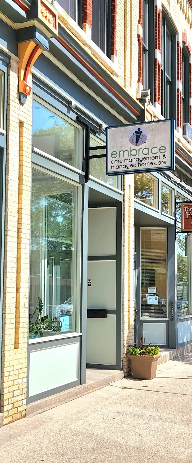 Embrace — photo from the business 1