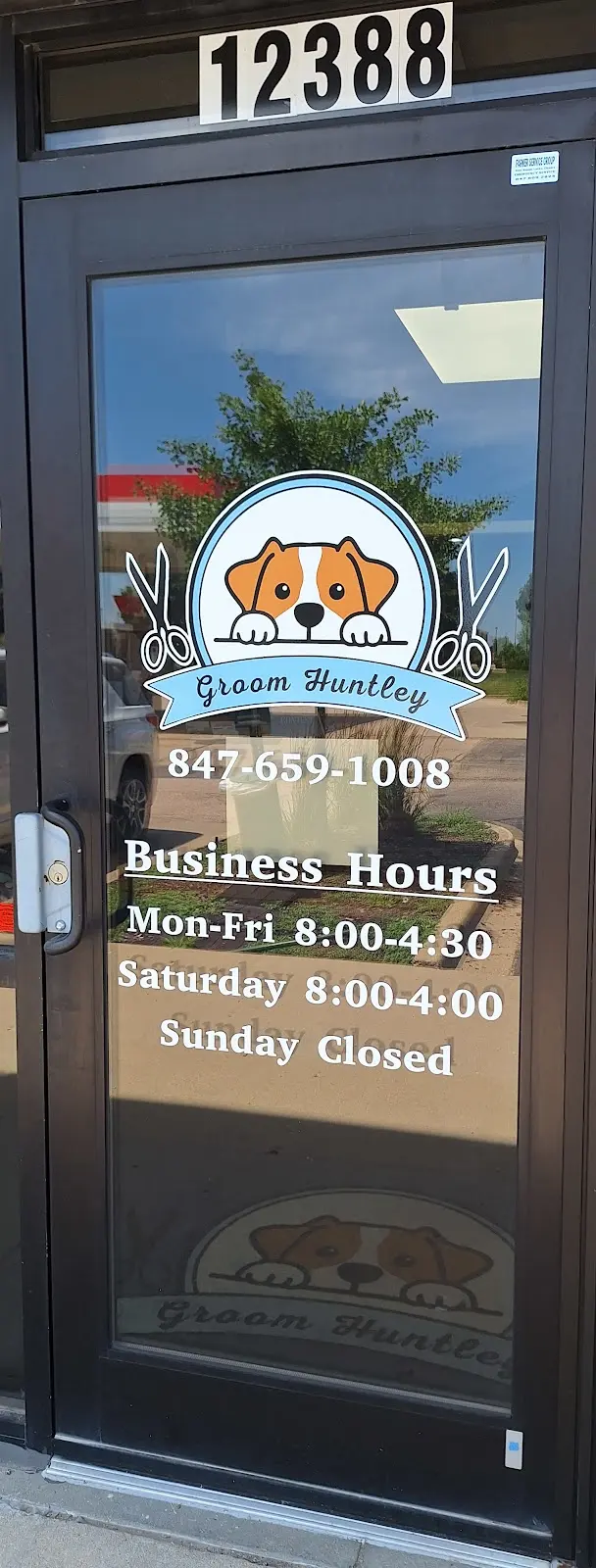 Groom Huntley — photo from the business 3