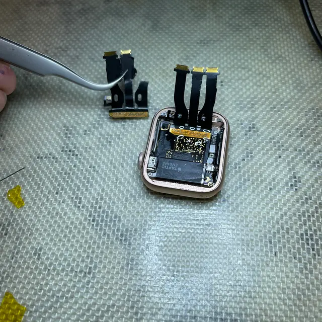 First Aid Wireless - Phone, Tablet, Computer, Game system Repairs — photo from the business 4