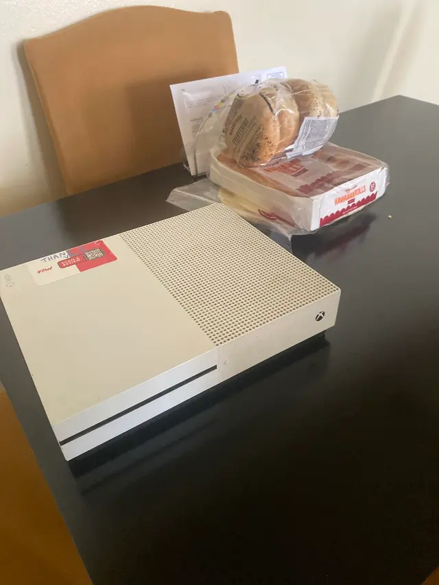 First Aid Wireless - Phone, Tablet, Computer, Game system Repairs — customer photo 12