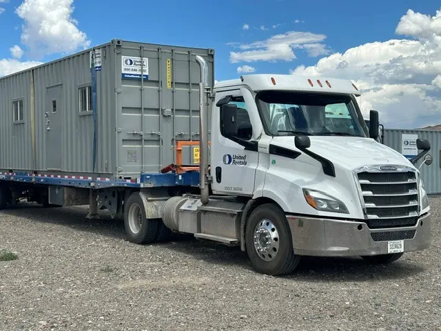United Rentals - Storage Containers and Mobile Offices — photo from the business 4