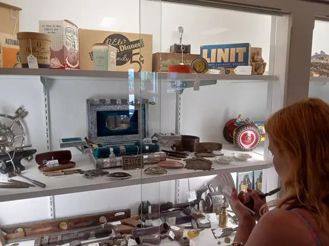 Main Street Antique Mall - Marinette, WI — customer photo 10