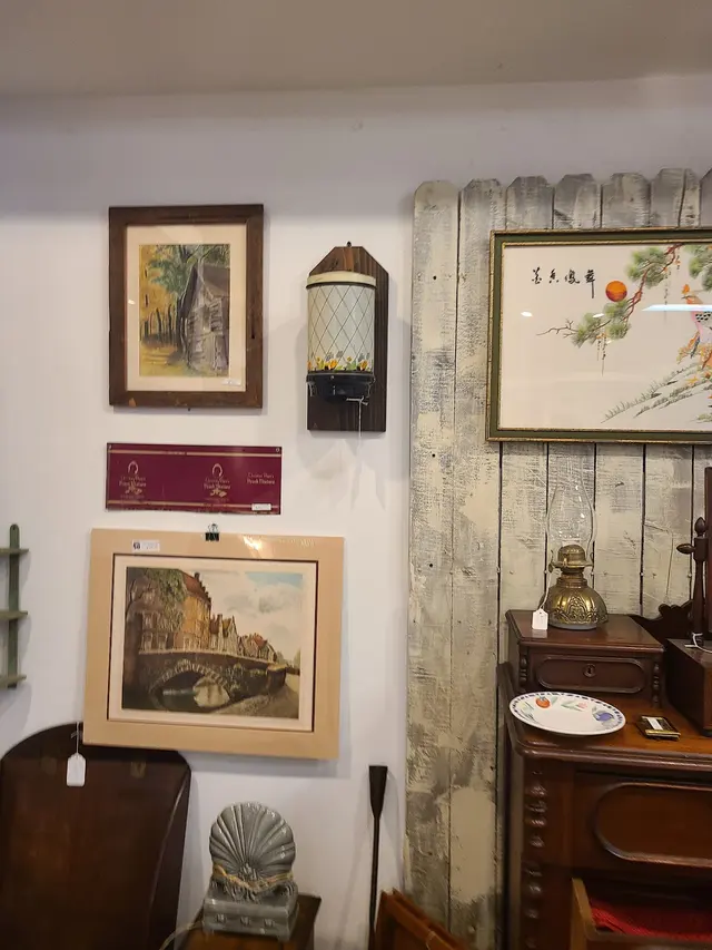 Main Street Antique Mall - Marinette, WI — customer photo 9