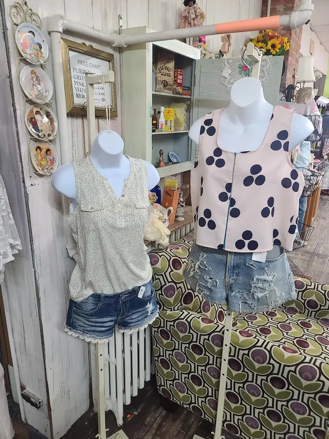 Thrifty Treasures — customer photo 3