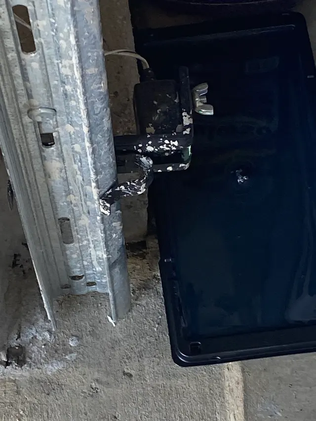 Browns Garage Door — photo from the business 6