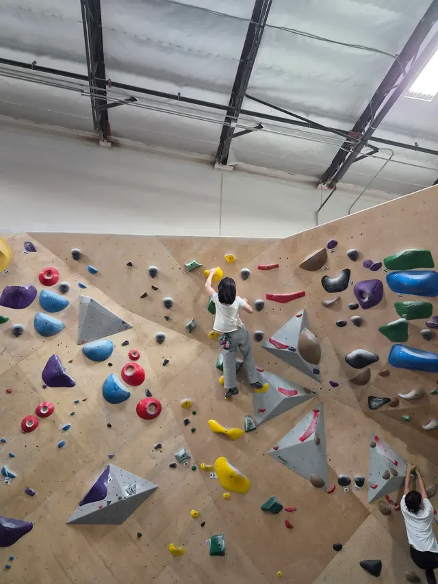 Customer photo of work by Hangar 18 Indoor Climbing Gym - Rancho Cucamonga, from Min H Chang's review