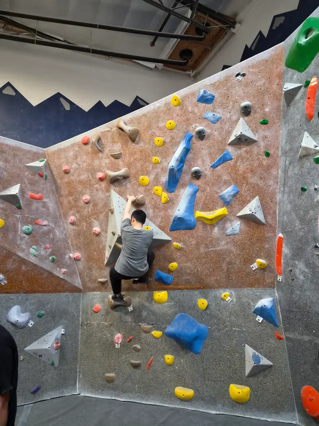 Customer photo of work by Hangar 18 Indoor Climbing Gym - Rancho Cucamonga, from Min H Chang's review