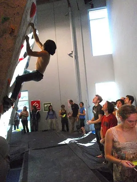 Hangar 18 Indoor Climbing Gym - Riverside — photo from the business 3
