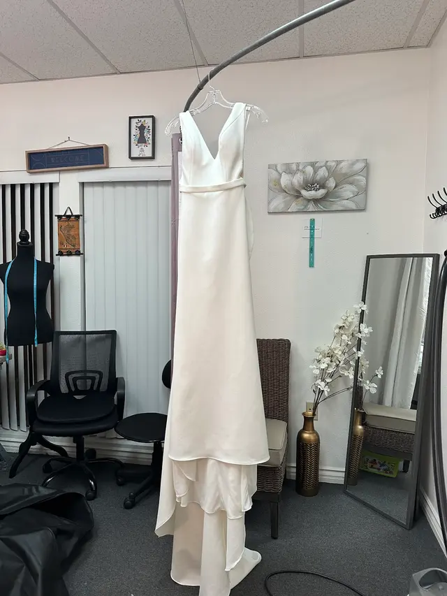 Quick Alterations and Tailoring by Edith — photo from the business 11