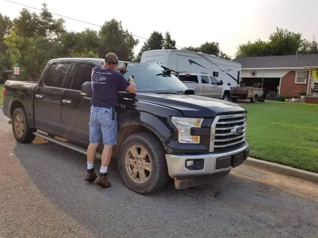 S&S AUTO GLASS LLC — photo from the business 9