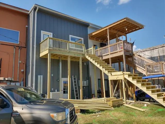 Chnaro Landscaping, LLC — photo from the business 3