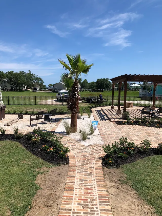 Chnaro Landscaping, LLC — customer photo 7