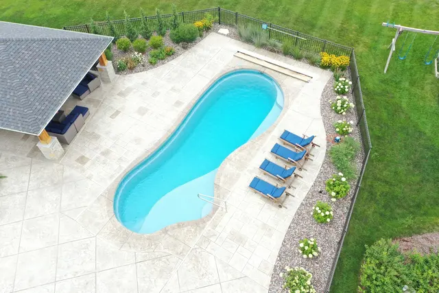 Brinkmann Fiberglass Pools — photo from the business 1