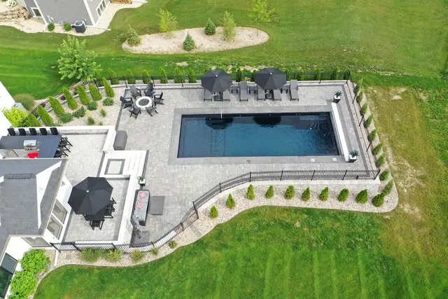 Brinkmann Fiberglass Pools — photo from the business 6