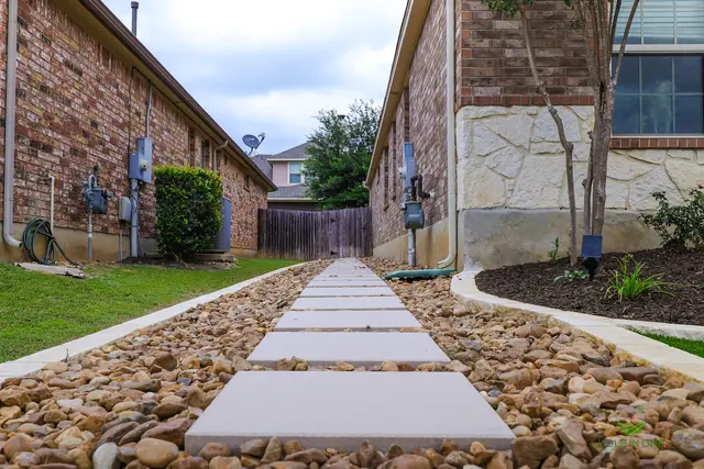 Hole In One Lawns — photo from the business 9