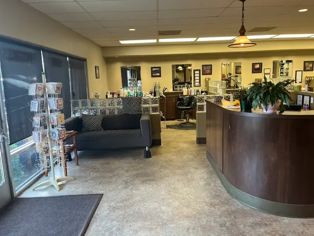 Kim's Styling Korner — photo from the business 2