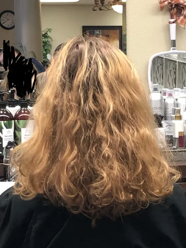 Kim's Styling Korner — customer photo 9