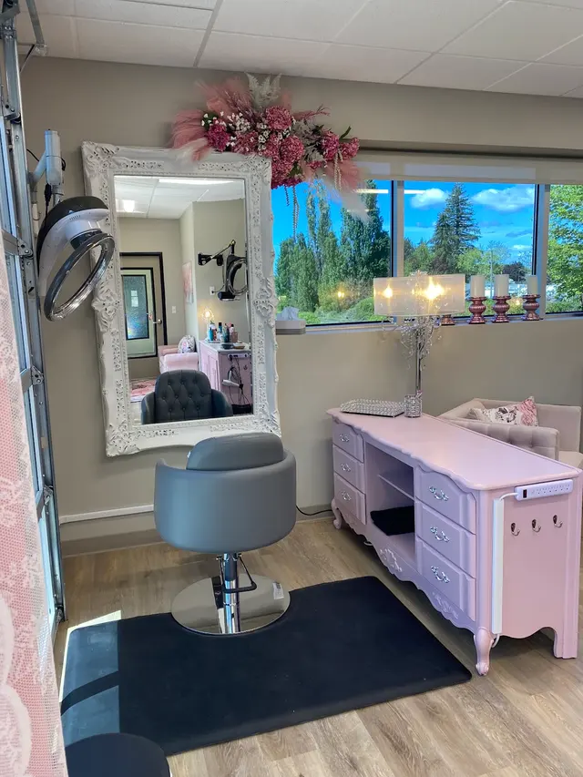 ShyLe'e Salon — customer photo 1