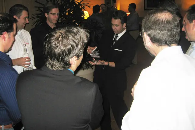 Chris Rose - Corporate Entertainer, Comedian, Magician — photo from the business 4