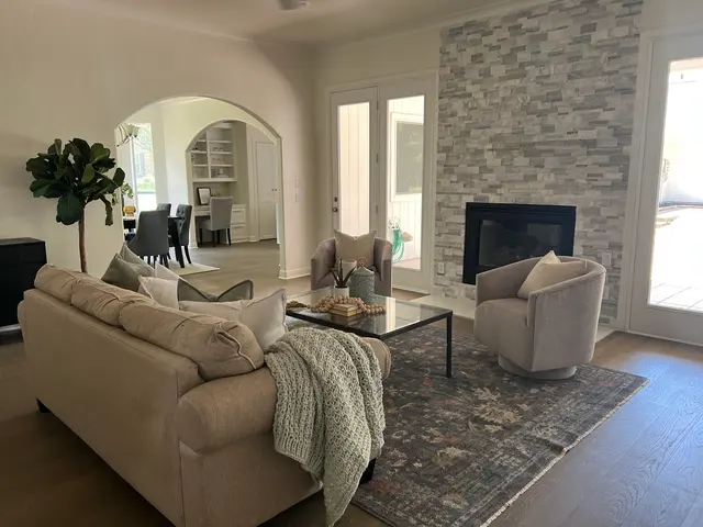 Ward Home Staging — photo from the business 8