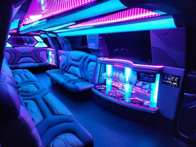 Pronto Limousine Service — photo from the business 7