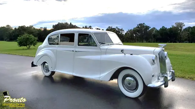 Pronto Limousine Service — photo from the business 12