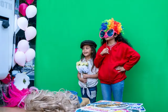 Hello Flashy Photo Booth — photo from the business 2