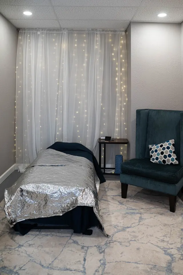 Salty Halo, Light, Sound, & Respiratory Spa — customer photo 8