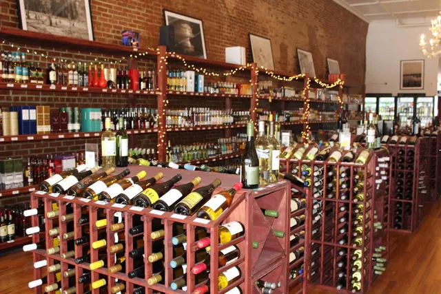 John Houston's Good Spirits Fine Wines — photo from the business 2
