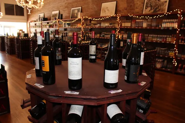 John Houston's Good Spirits Fine Wines — photo from the business 8