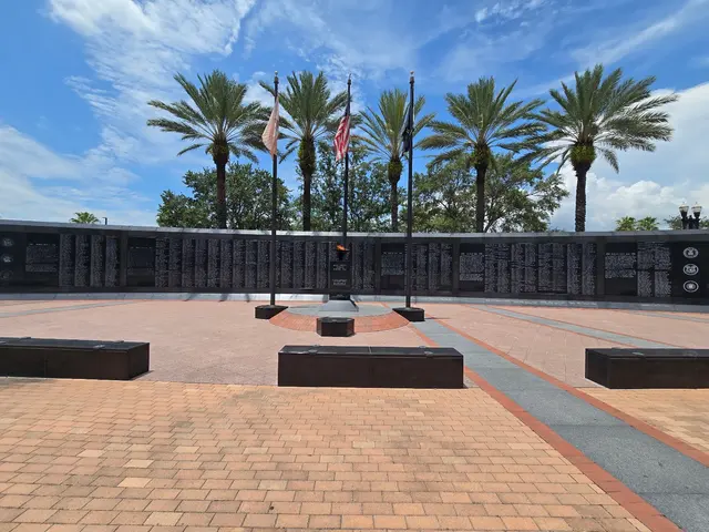 Jacksonville Veterans Memorial Wall — customer photo 1